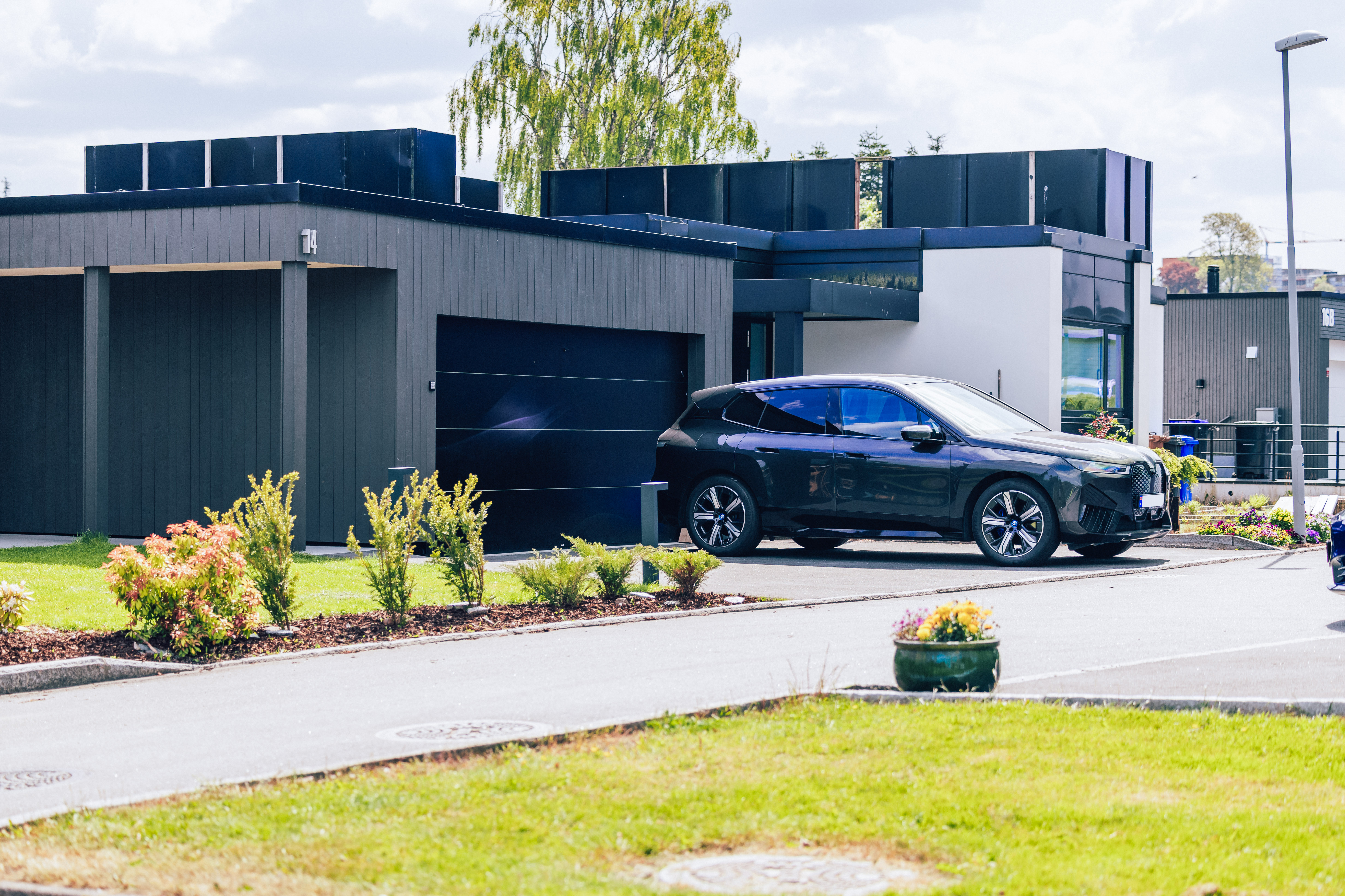 20240609_1318_StoltBolig_Sandsga%CC%8Ardveien14_LR__SVJ